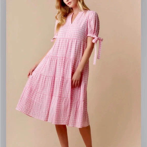 Fantastic Fawn Pink Checkered Midi Dress - Picture 1 of 4